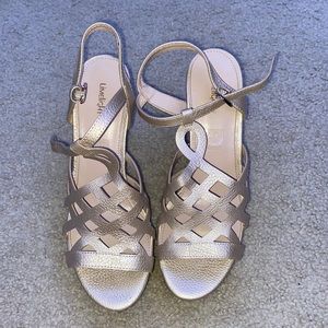 women’s wedges